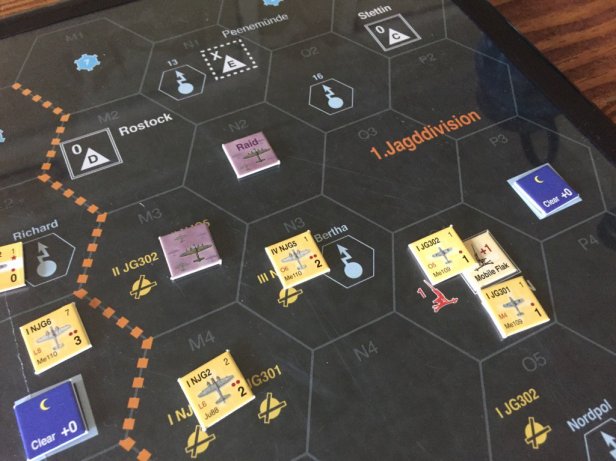 bomber-command-nearing-the-target